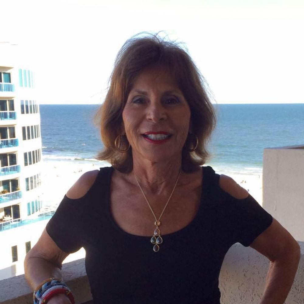 Meet your Posher, Constance